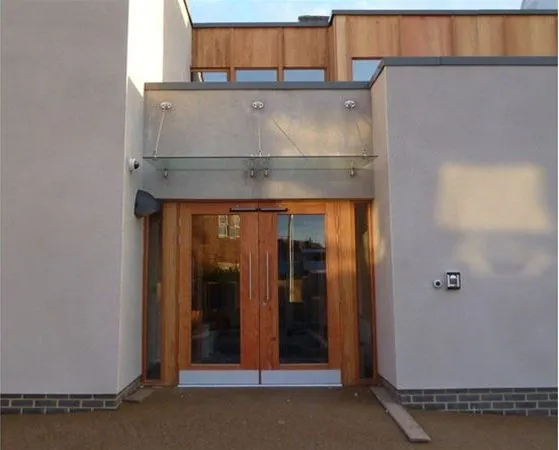 Suspended Frameless Glass Canopy Hospital Wakefield