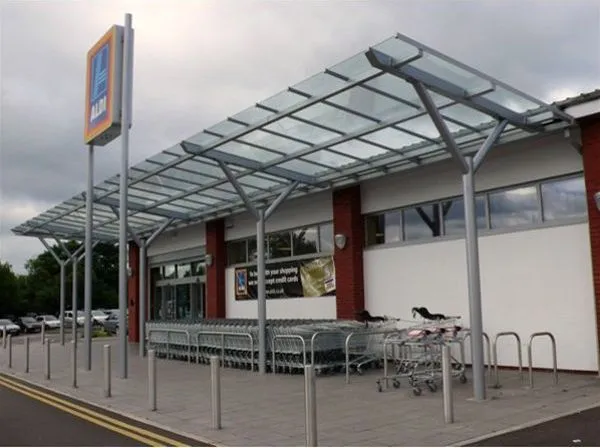 Patent Glazed Entrance Feature Supermarket Tyr r Berth