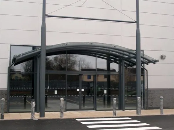 Faceted Supported Glass Entrance Feature Retail Park Torquay