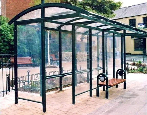 Enclosed Glass and Polycarbonate Waiting Shelter Shepshed
